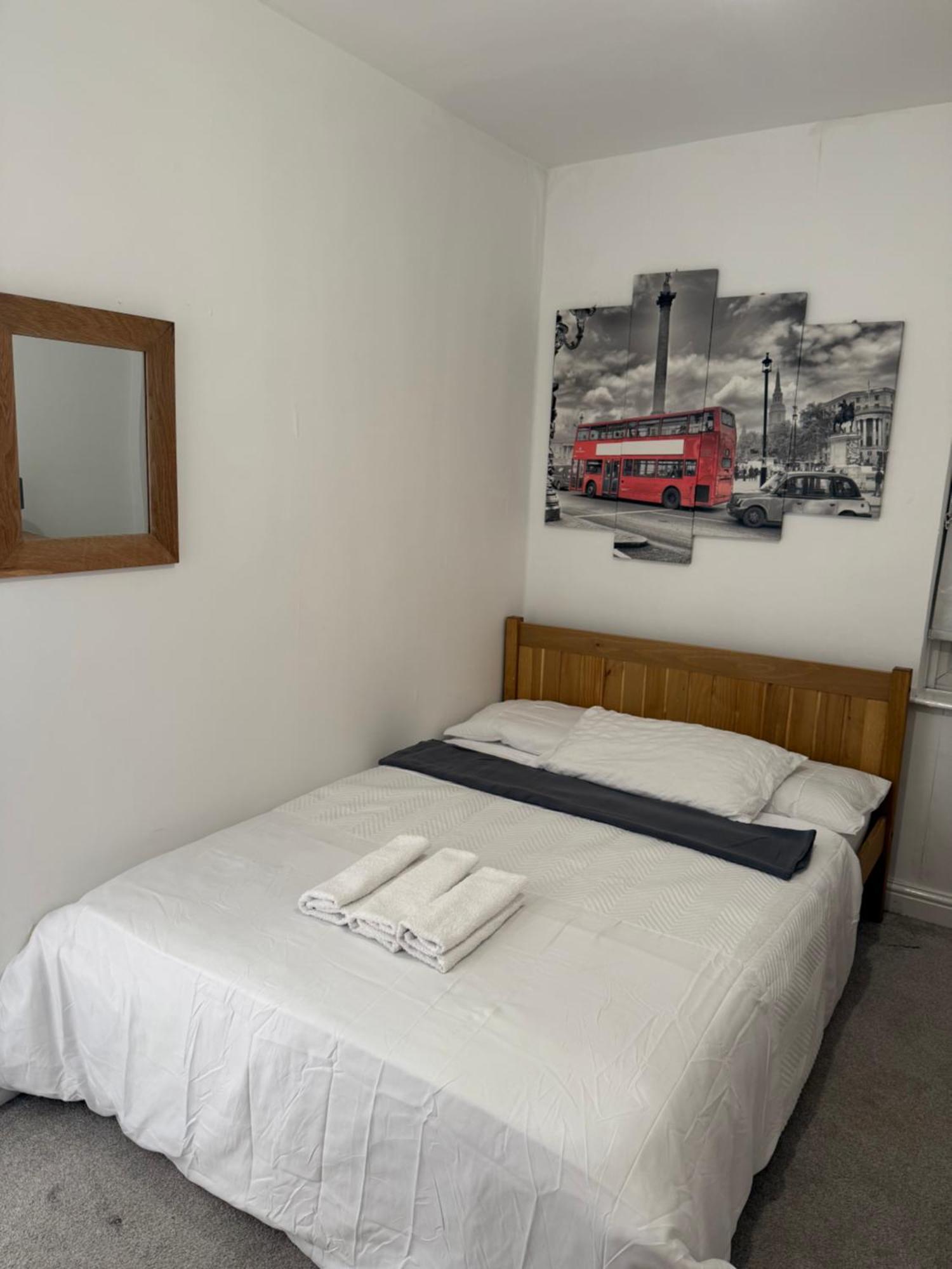 3 Bedroom Terraced Home Нотингам Екстериор снимка